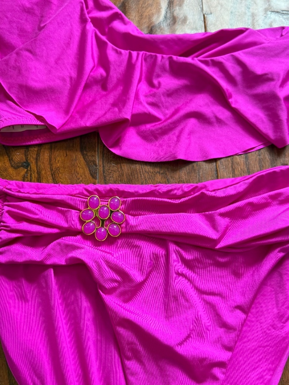 Trina Turk Atlas One-Shoulder Ruffle Bikini Top Size 8, Bikini size 6 - Picture 4 of 10